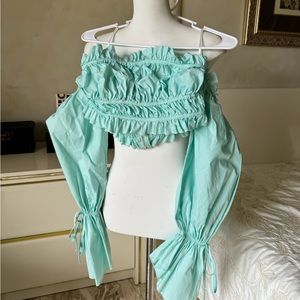 SHEIN - blouse / Crop Top . M / Medium . Light Blue / Turquoise . Puffy sleeves